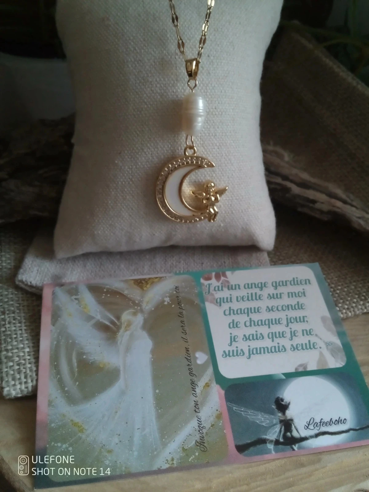 Collar colgante ángel en la luna con perla de agua dulce natural + tarjeta – photo 3